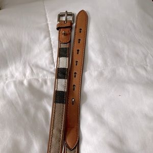 Burberry women’s belt size small